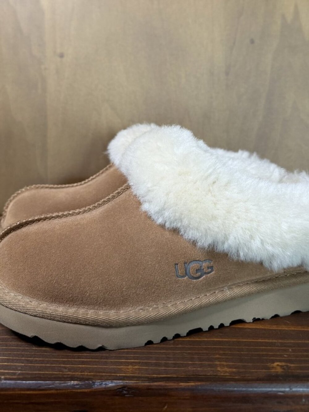 UGG Kids Tan Suede-Look Fur-Trim Slip-On Slippers Size 5